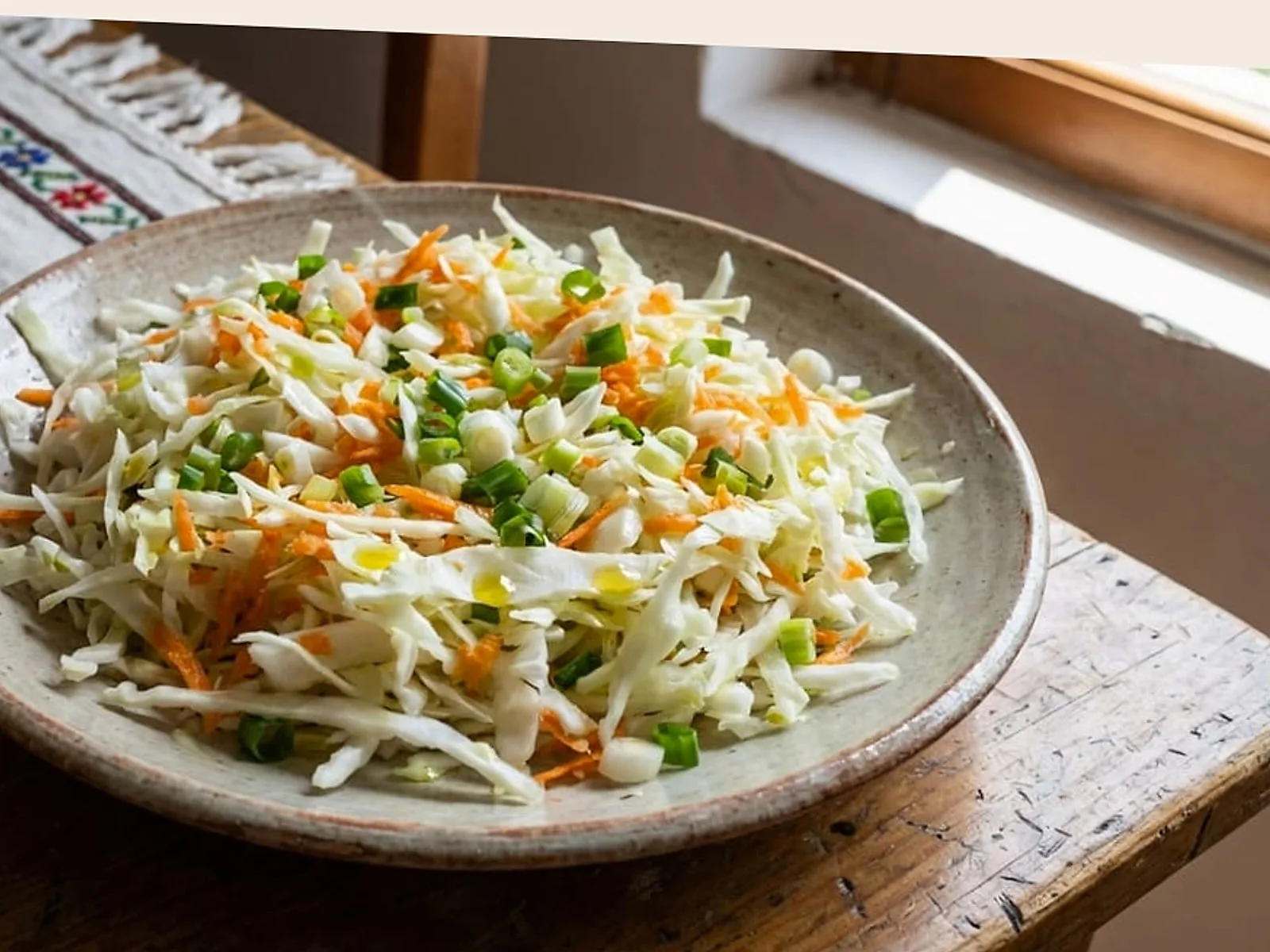 Radhiqe sallate - Sallatë me Radhiqe - recetë tradicionale shqiptare sallatë nga Shqiperi