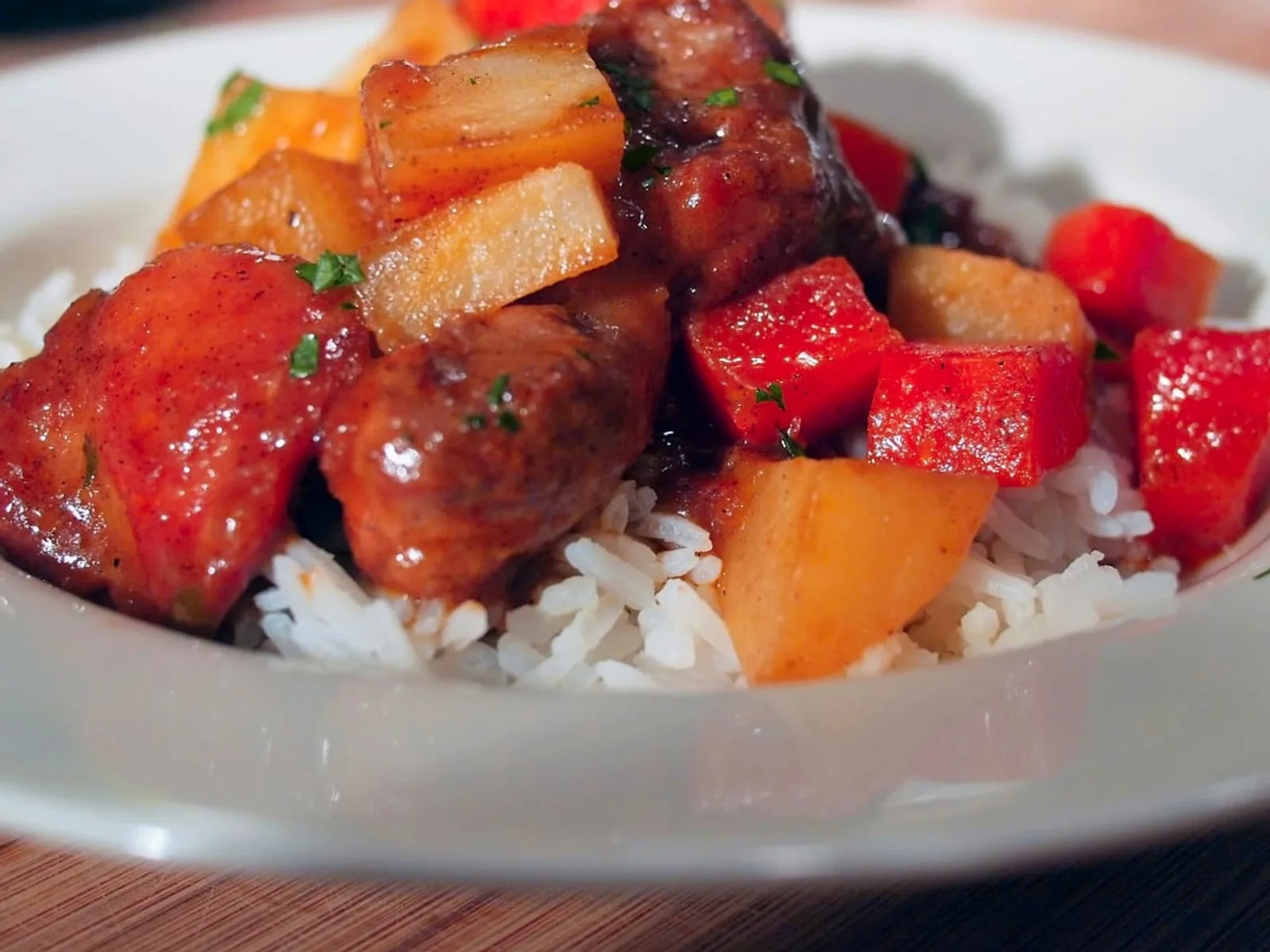 Tave Me Patate Me Pule - Receta Tradicionale - recetë tradicionale shqiptare mish & peshk nga Tiranë