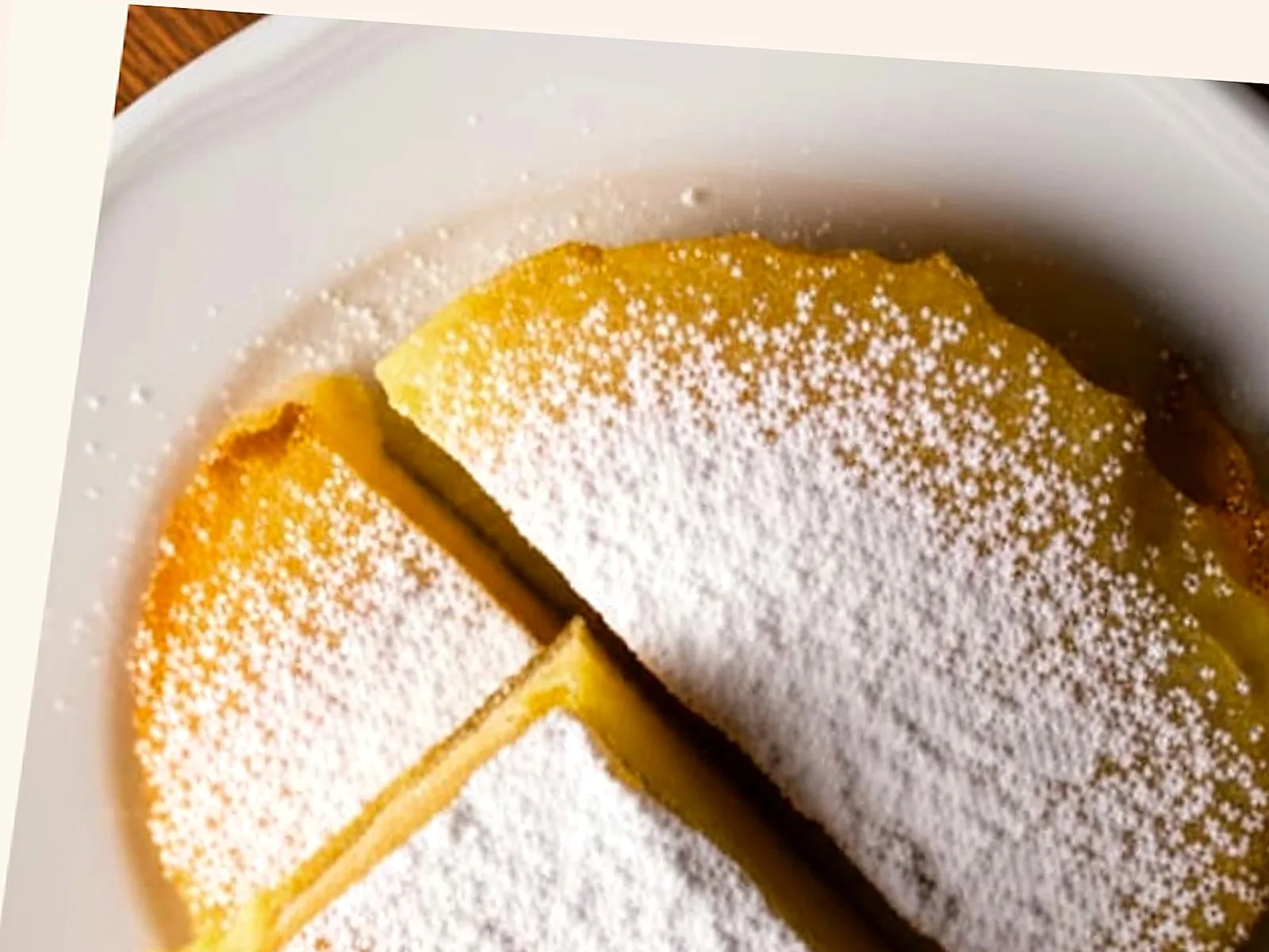 Trilece me Karamel – Ëmbëlsira e Plotë që Shkrihet në Gojë me Çdo Kafshim - recetë tradicionale shqiptare ëmbëlsira